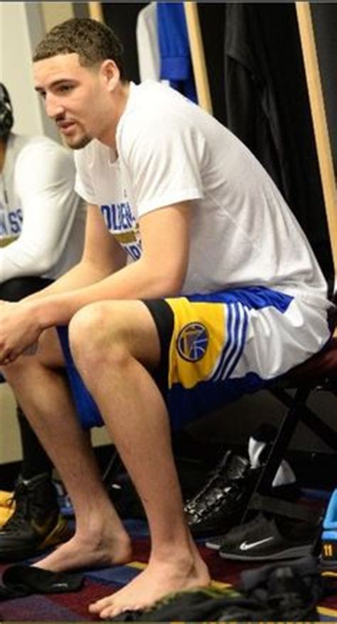 how tall is klay thompson in feet
